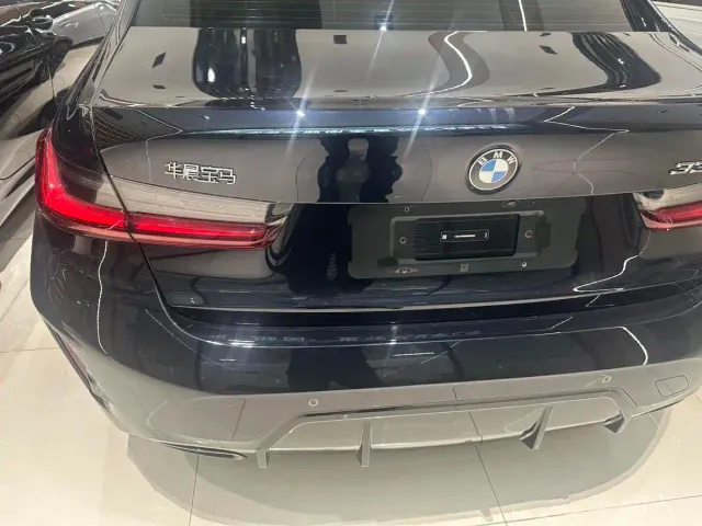 BMW 3 Series — Фото автомобиля 14