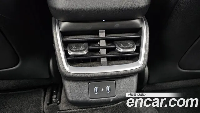 Hyundai Grandeur Grandeur (GN7) 3.5 Бензин 2WD — Фото автомобиля 30