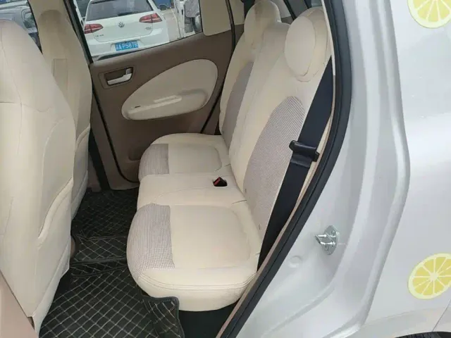 Wuling Hongguang Mini EV — Фото автомобиля 16