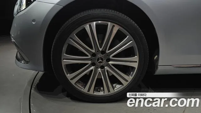 Mercedes-Benz E-Class E-класс W213 E350 4MATIC Exclusive — Фото автомобиля 4