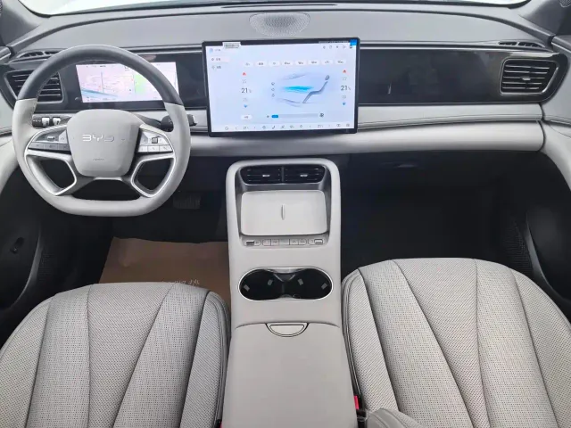 BYD Sealion 06 — Фото автомобиля 7