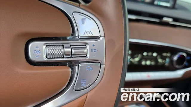 Genesis GV70 — Фото автомобиля 25
