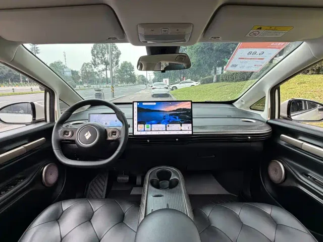 Baojun Cloud — Фото автомобиля 13