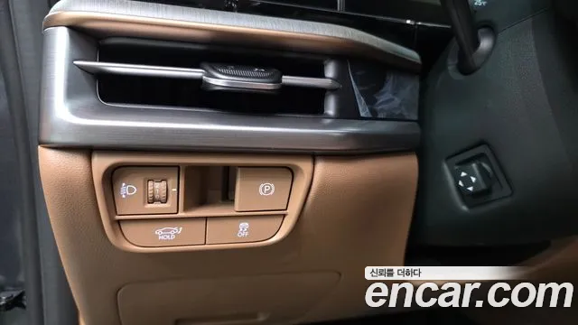 Hyundai Grandeur Grandeur (GN7) 3.5 Бензин 4WD — Фото автомобиля 18