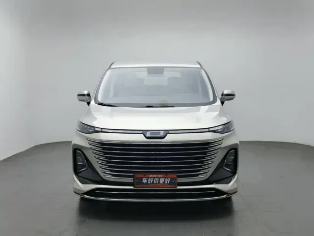 Bestune Besturn M9 — Фото автомобиля 3