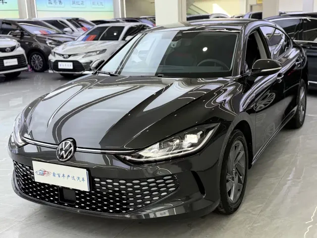 Фотография автомобиля — Volkswagen Lamando