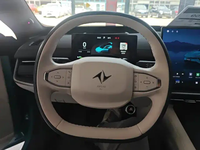 Dongfeng eπ 007 — Фото автомобиля 15