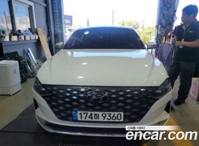 Фотография автомобиля — Hyundai Grandeur Grandeur (New) Hybrid
