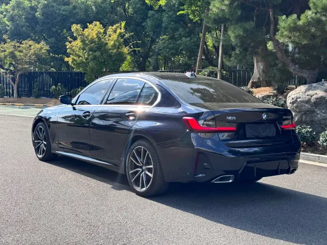 BMW 3 Series — Фото автомобиля 17