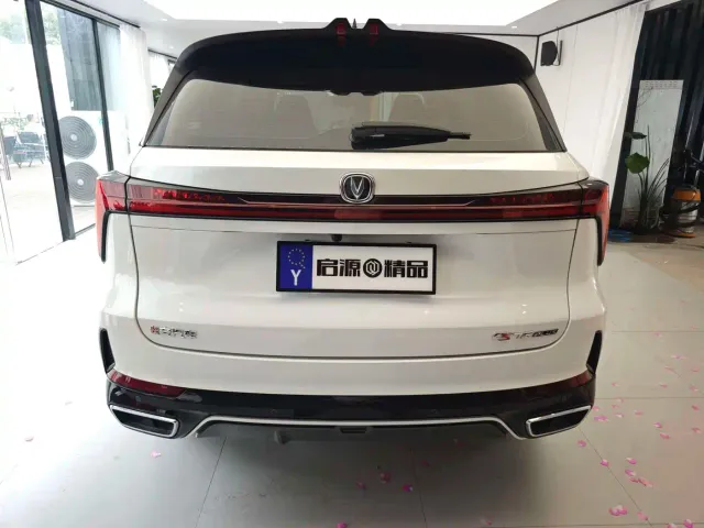 Changan CS75 Plus — Фото автомобиля 17