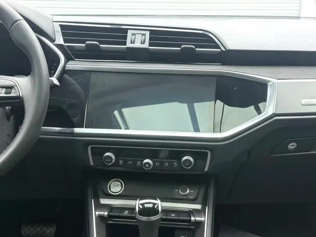 Audi Q3 — Фото автомобиля 14