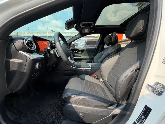 Mercedes-Benz C-Class — Фото автомобиля 4