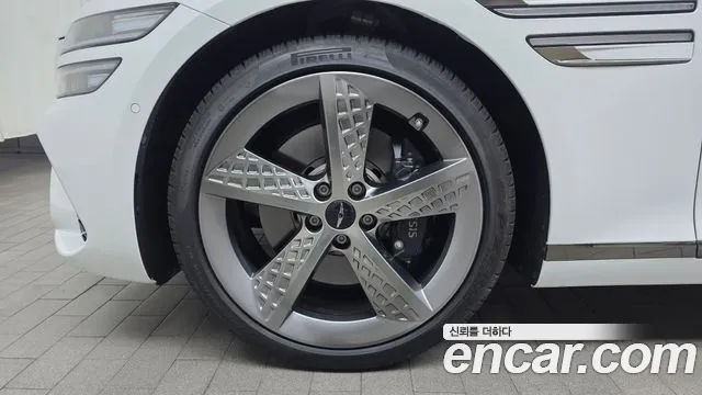 Genesis G80 Бензин 2.5 турбо AWD — Фото автомобиля 5