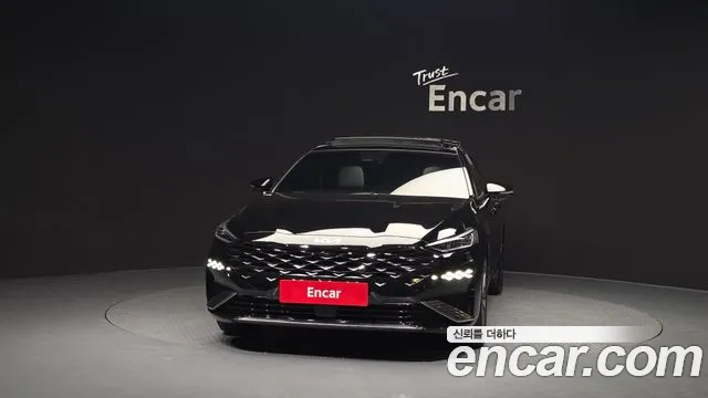 Kia K8 Signature — Фото автомобиля 3