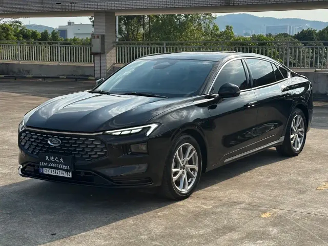 Фотография автомобиля — Ford Mondeo