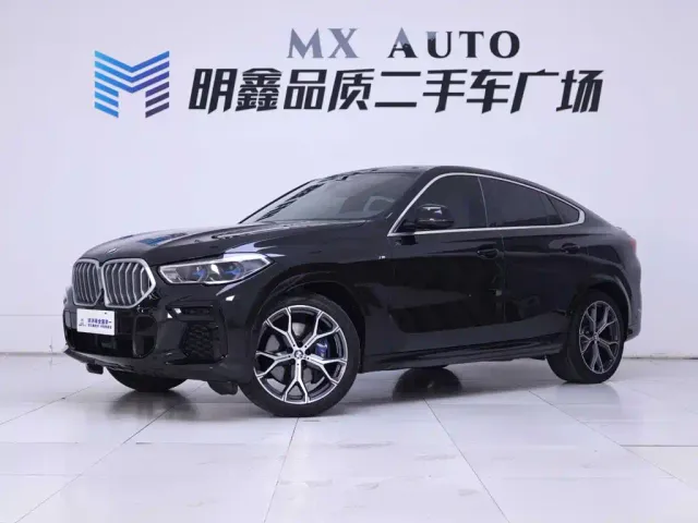 BMW X6 — Фото автомобиля 2