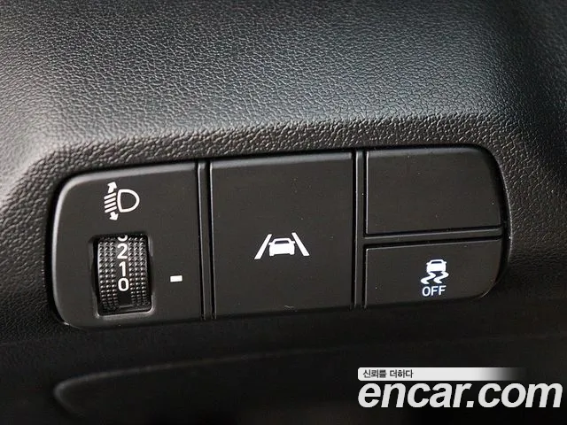 Hyundai AVANTE Новый Avante (CN7) — Фото автомобиля 12