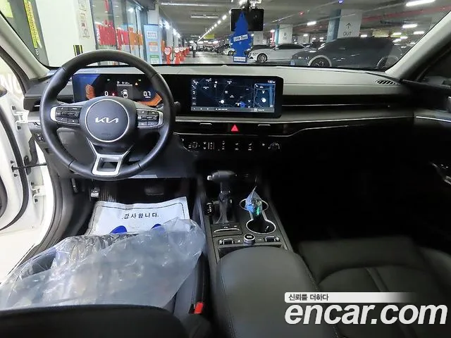 Kia K5 Generation 3 — Фото автомобиля 10