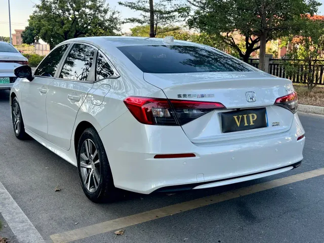 Honda Civic — Фото автомобиля 9