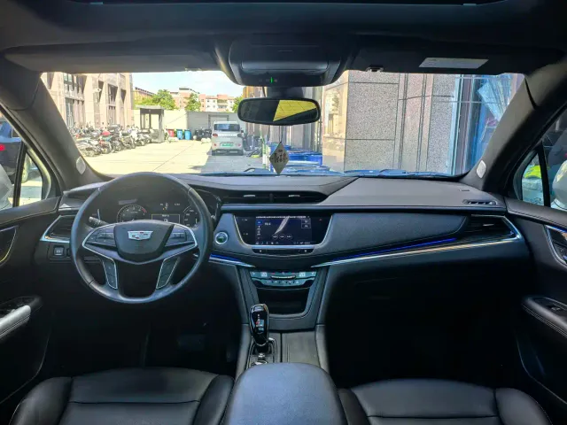 Cadillac XT5 — Фото автомобиля 6