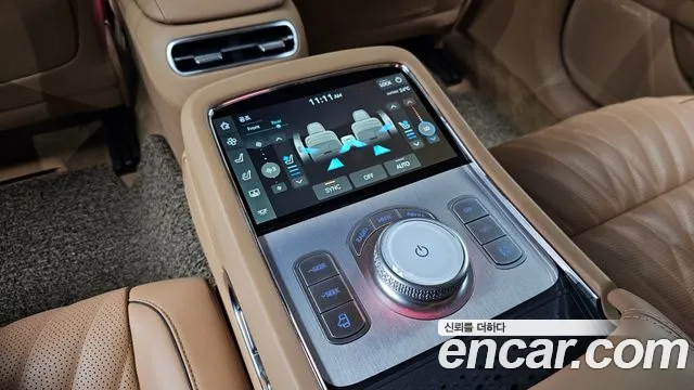 Genesis G90 Бензин 3.5 турбо AWD — Фото автомобиля 18