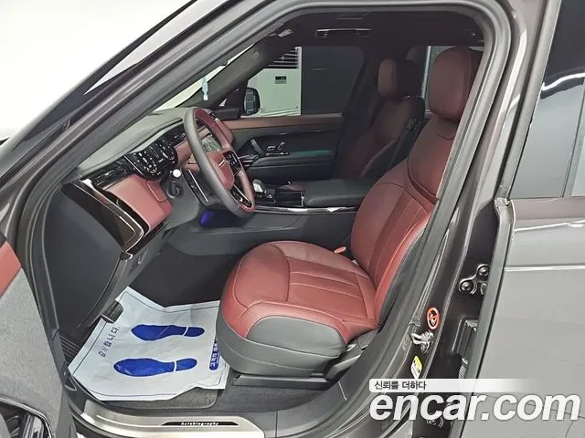Land Rover Range Rover Sport — Фото автомобиля 10