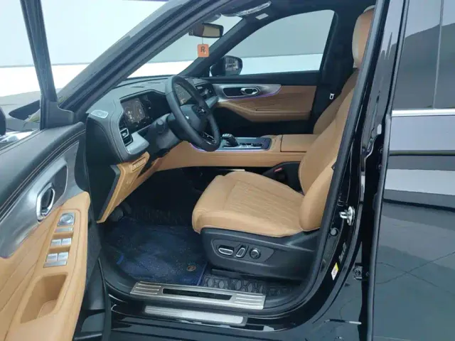 GAC Trumpchi GS8 — Фото автомобиля 9