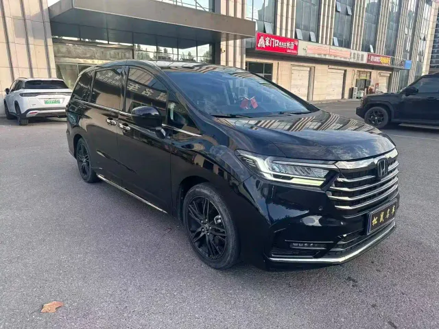 Honda Odyssey — Фото автомобиля 3