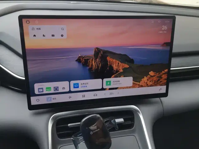 Geely Galaxy L6 — Фото автомобиля 13