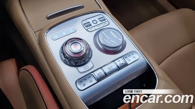 Genesis G90 Бензин 3.5 турбо AWD — Фото автомобиля 9