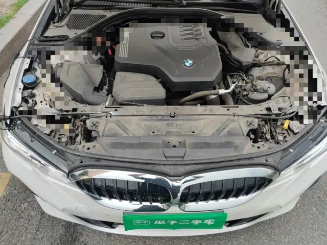 BMW 3 Series — Фото автомобиля 10
