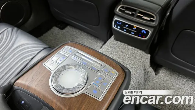 Genesis G80 Бензин 3.5 турбо AWD — Фото автомобиля 18