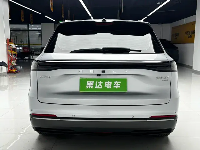 Geely Galaxy Starship 7 EM-i — Фото автомобиля 7