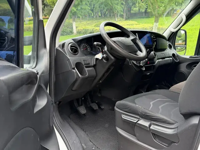 Iveco Daily — Фото автомобиля 6