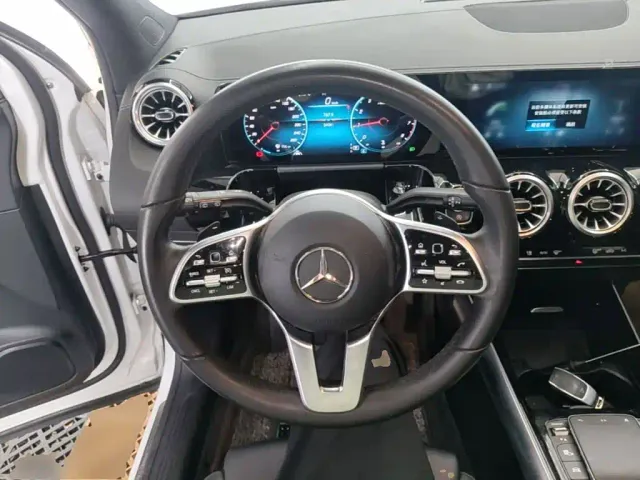 Mercedes-Benz GLA-Class — Фото автомобиля 10