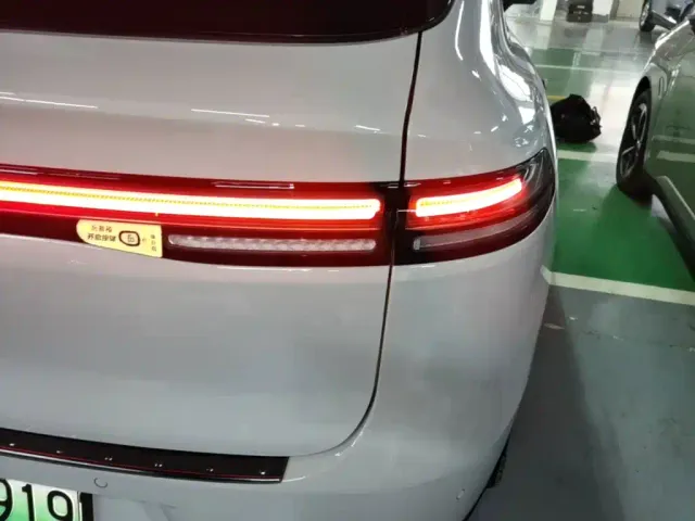 Leapmotor C10 — Фото автомобиля 7