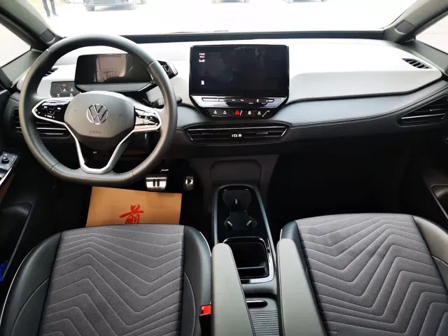 Volkswagen ID.3 — Фото автомобиля 8