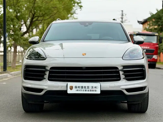 Porsche Cayenne — Фото автомобиля 2