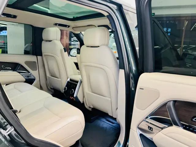 Land Rover Range Rover — Фото автомобиля 15
