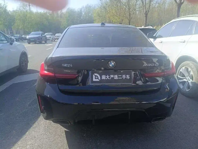 BMW 3 Series — Фото автомобиля 5