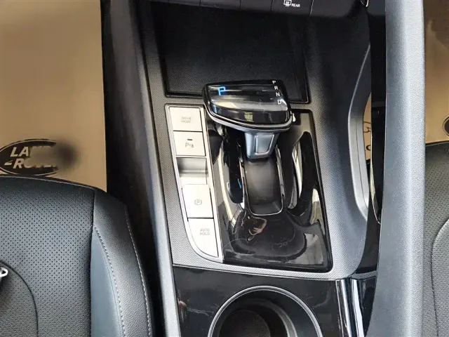 Hyundai Elantra — Фото автомобиля 11