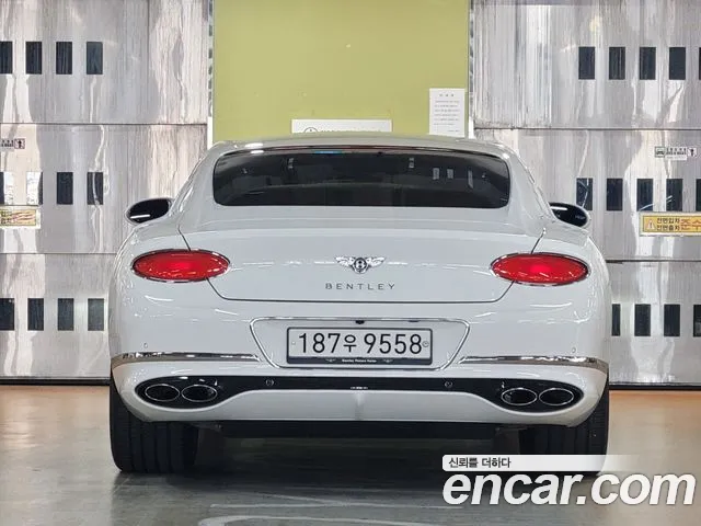 Bentley Continental — Фото автомобиля 4