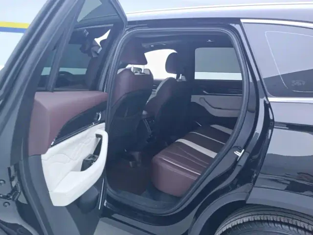 Geely Xingyue L — Фото автомобиля 11