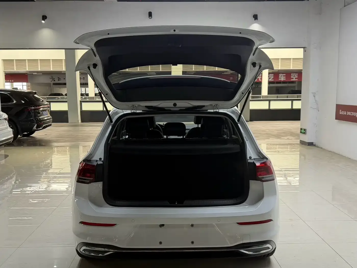 Volkswagen Golf 2023 280TSI DSG Pro — Фото автомобиля 22