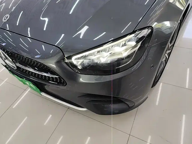 Mercedes-Benz E-Class — Фото автомобиля 23