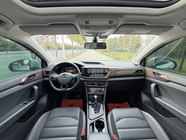Volkswagen Tharu — Фото автомобиля 9
