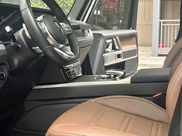 Mercedes-Benz G-Class — Фото автомобиля 12