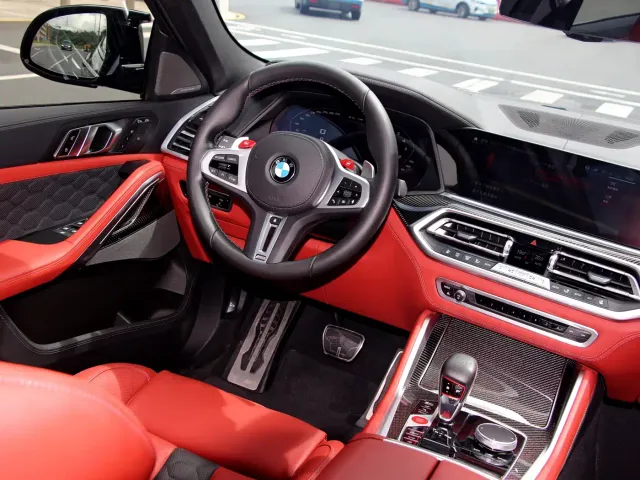 BMW X6 M — Фото автомобиля 12