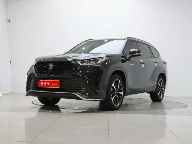 Фотография автомобиля — Toyota Crown Kluger