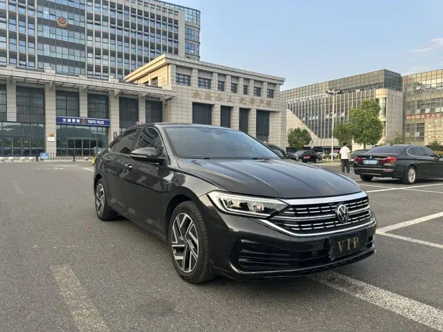 Volkswagen Sagitar — Фото автомобиля 3